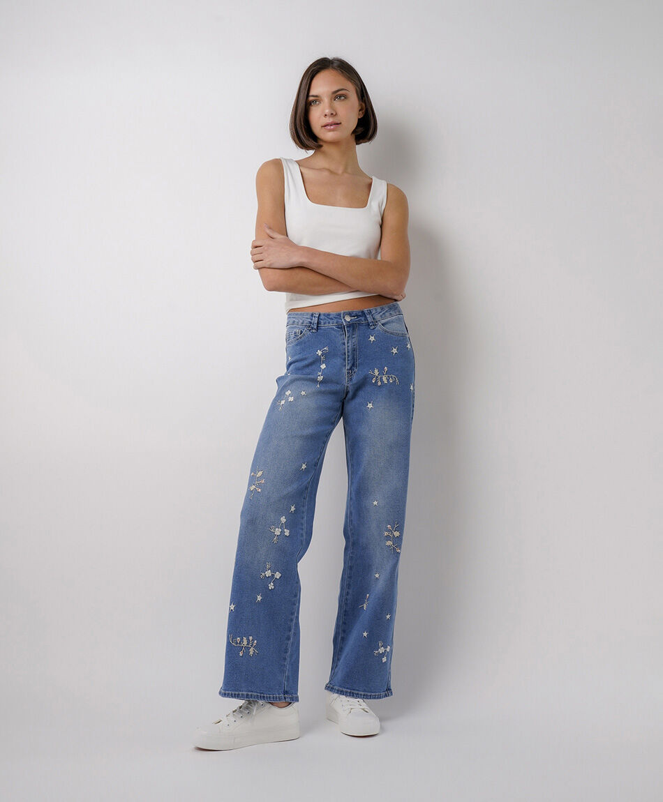 Jeans mujer wide leg florcitas bordadas