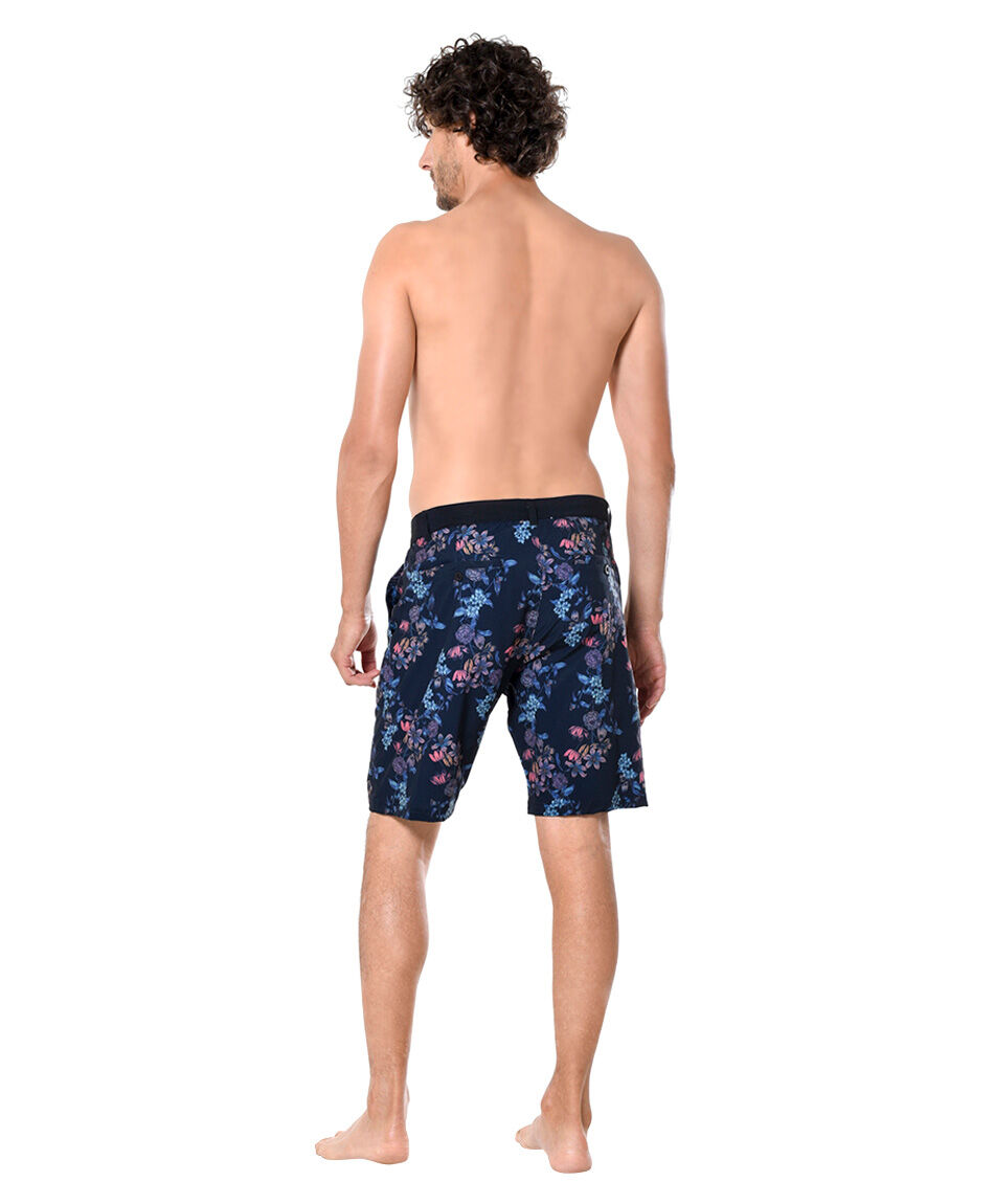 Bermuda skater