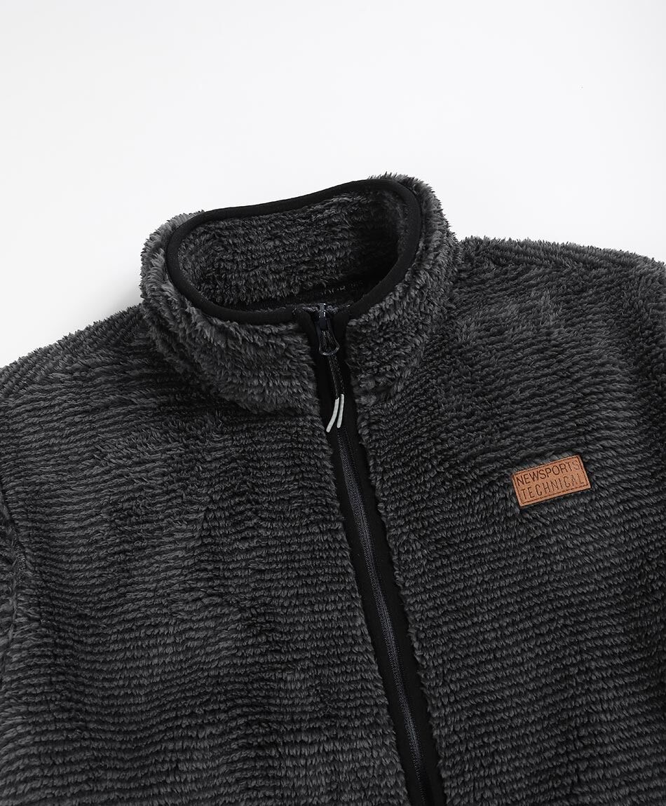 Campera deportiva hombre polar l&iacute;neas