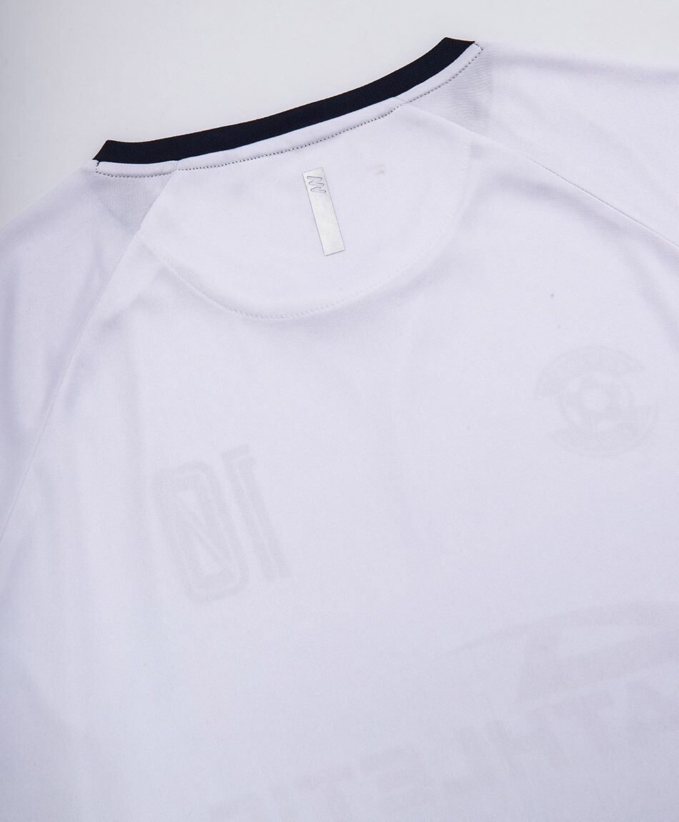 Remera deportiva hombre degrad&eacute; f&uacute;tbol