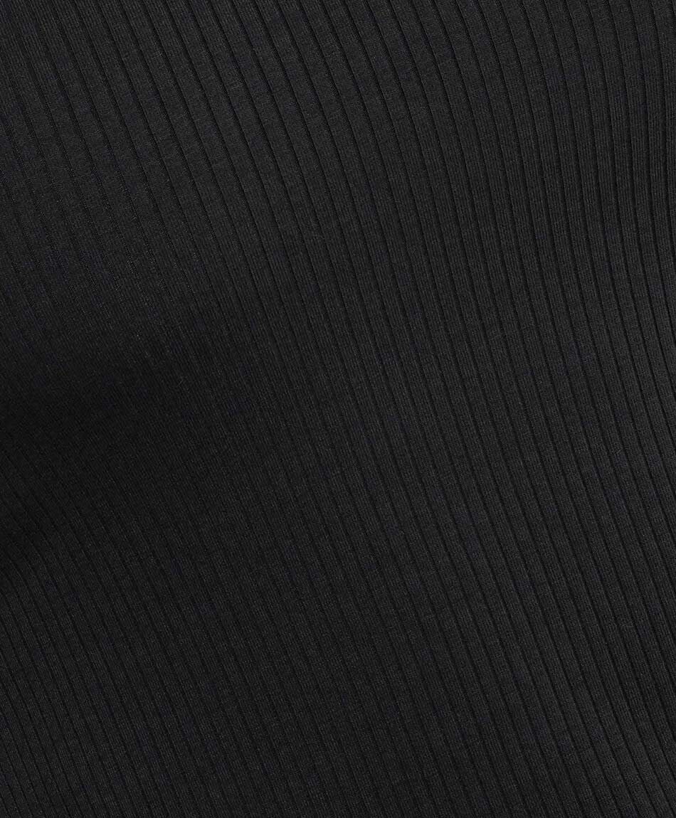 Remera mujer acanalada b&aacute;sica negra