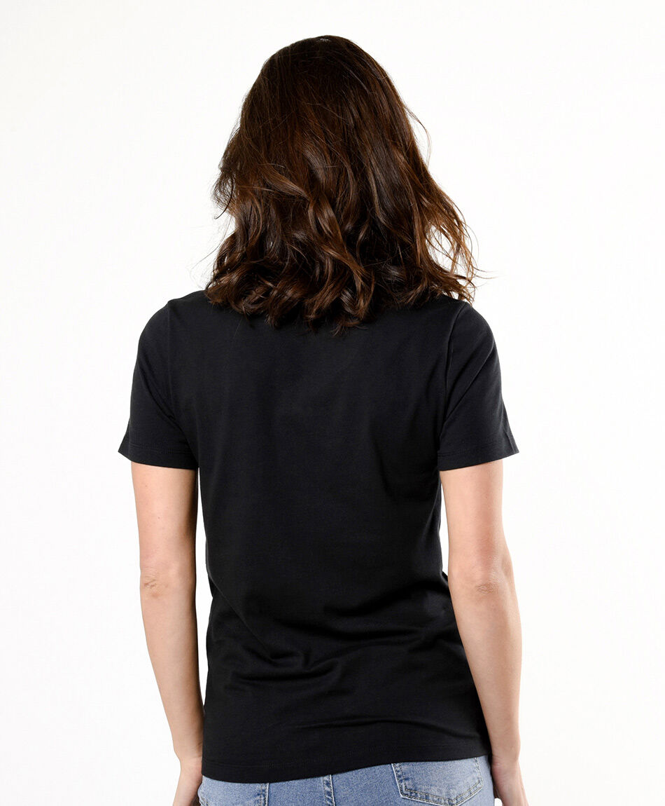 Remera mujer b&aacute;sica negra cuello en v