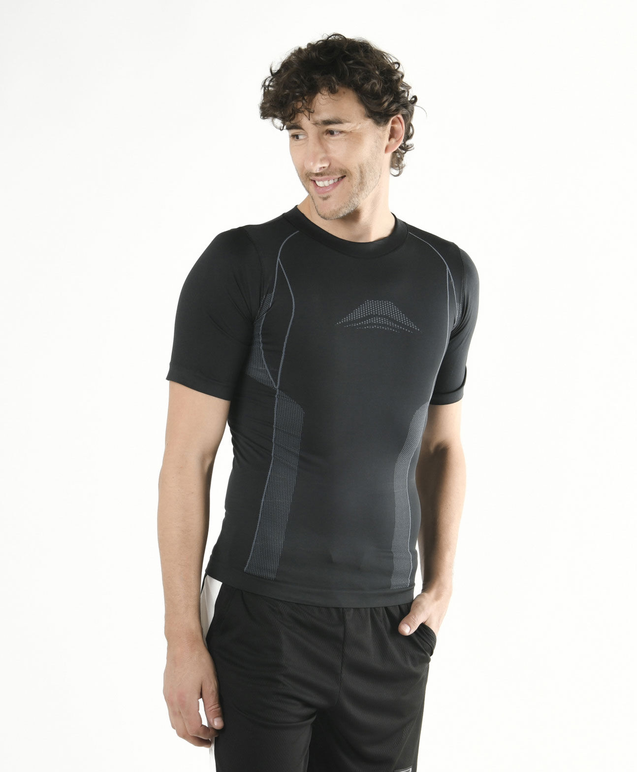 Primera capa deportiva hombre manga corta