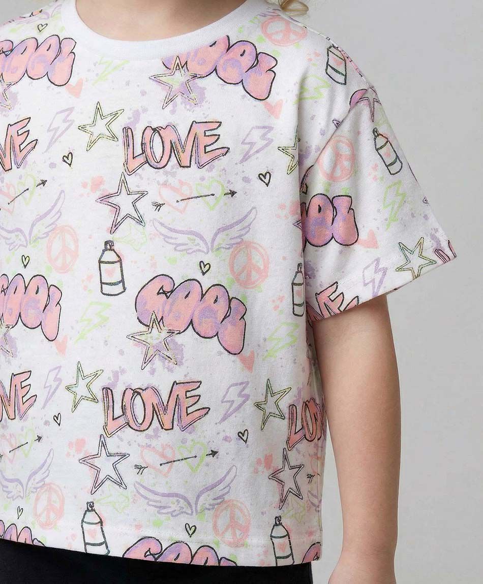 Remera ni&ntilde;a graffiti