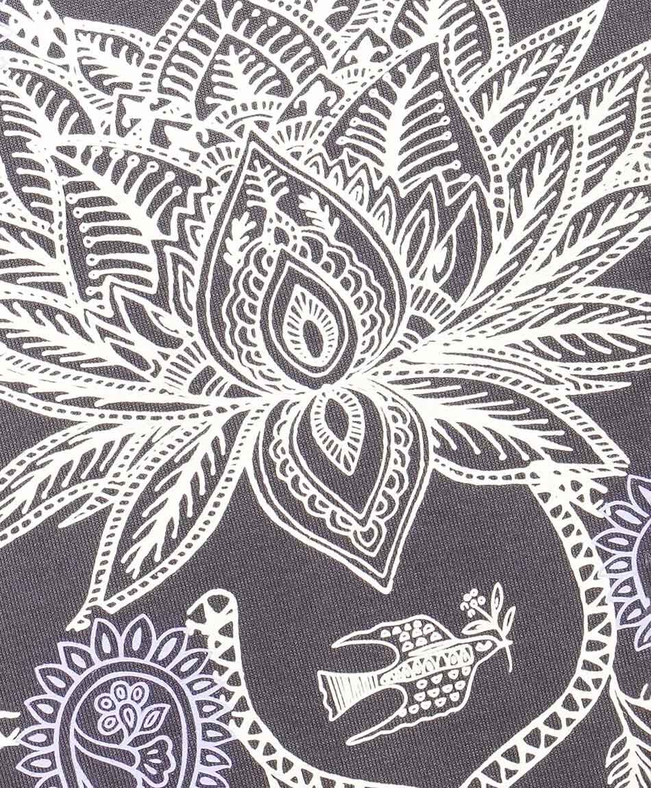 Remera mujer mandala estampada