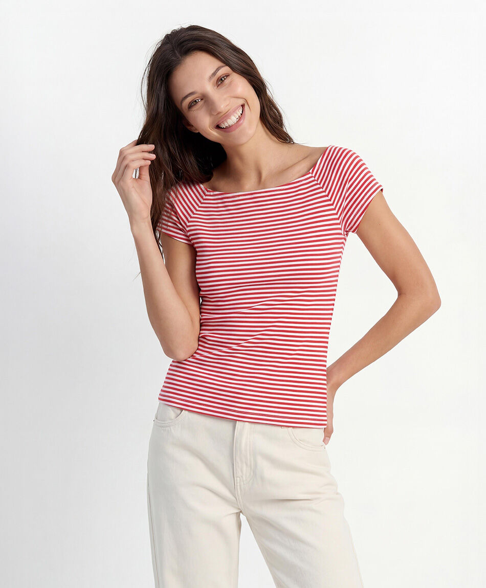 Remera mujer cuello amplio