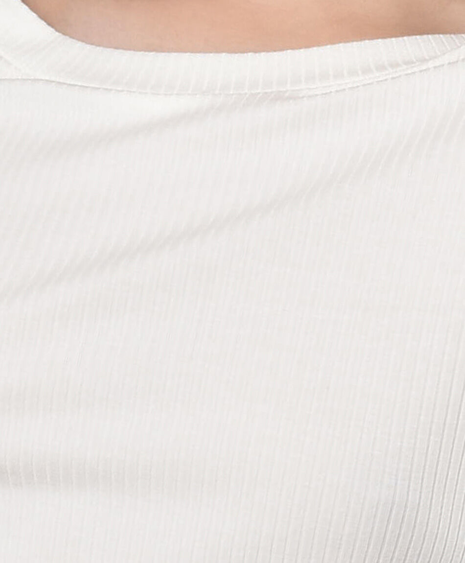 Remera mujer acanalada b&aacute;sica blanca