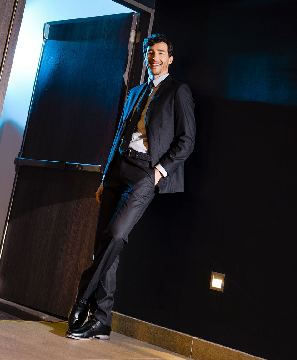 Traje de vestir hombre color negro