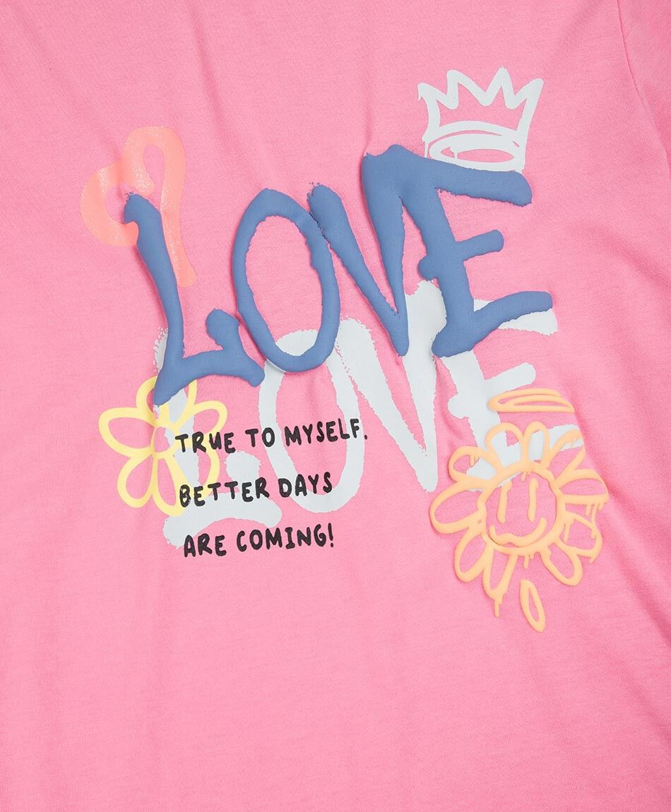 Remera ni&ntilde;a love graffiti