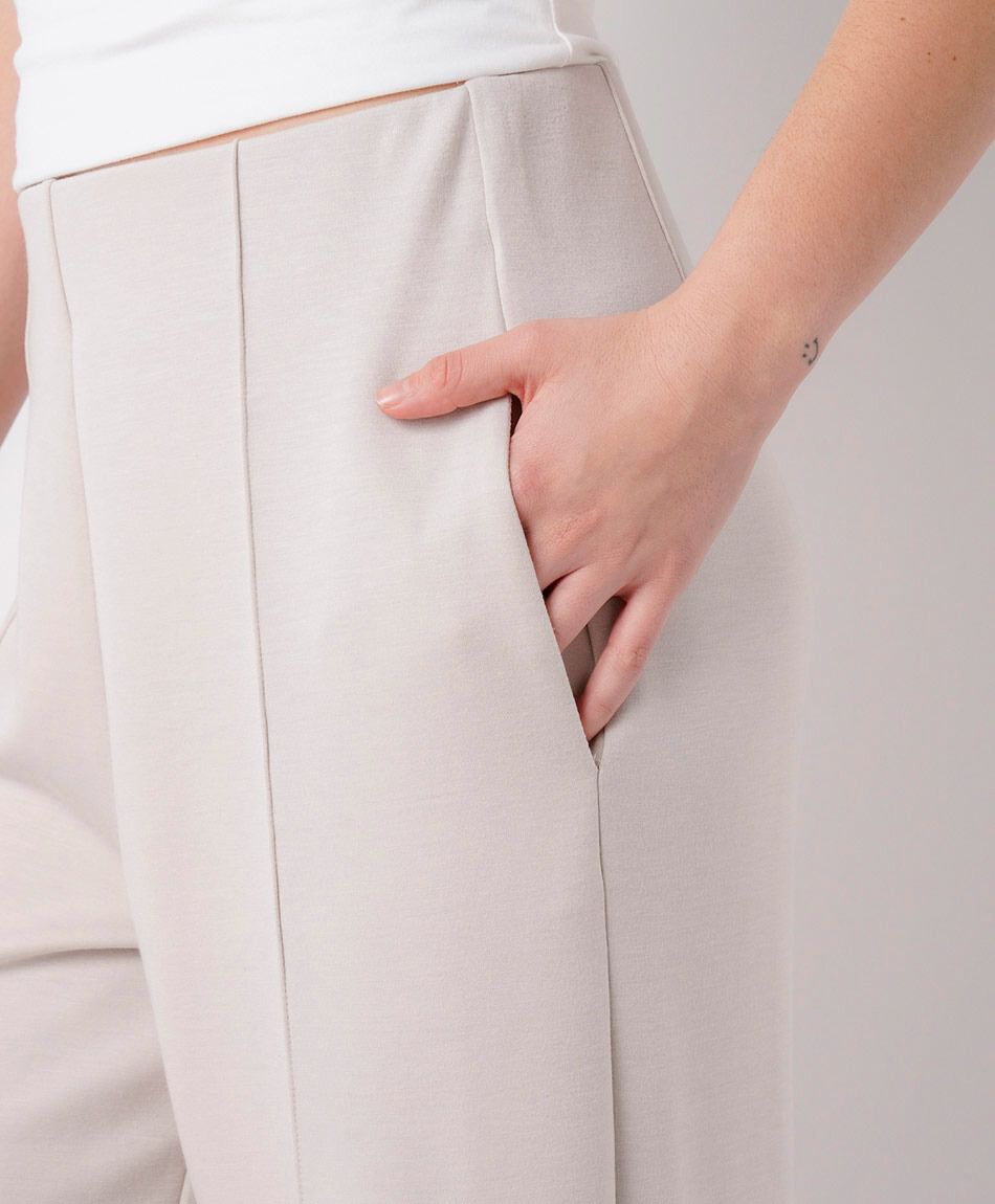 Pantal&oacute;n mujer liso costuras