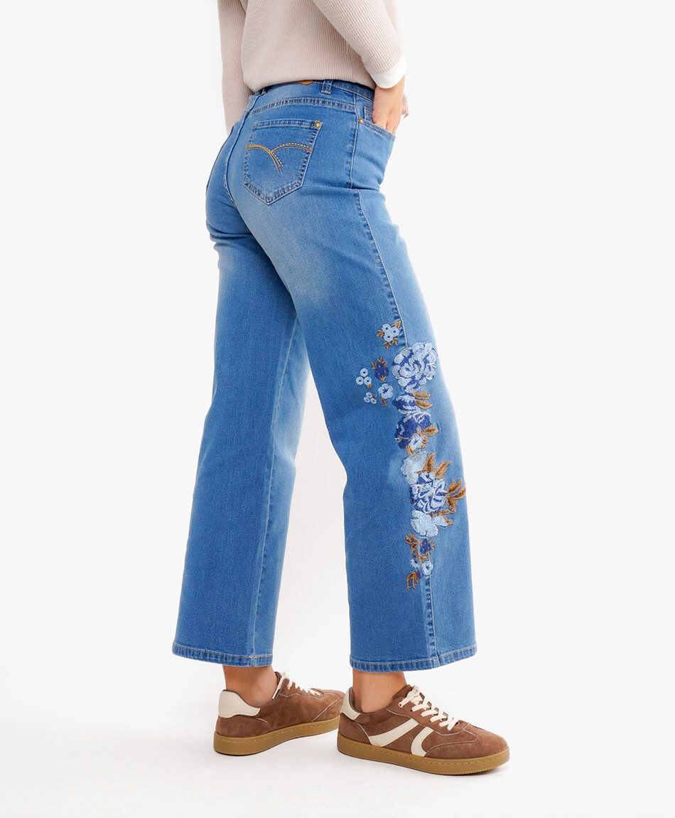 Jeans mujer wide leg bordado floral
