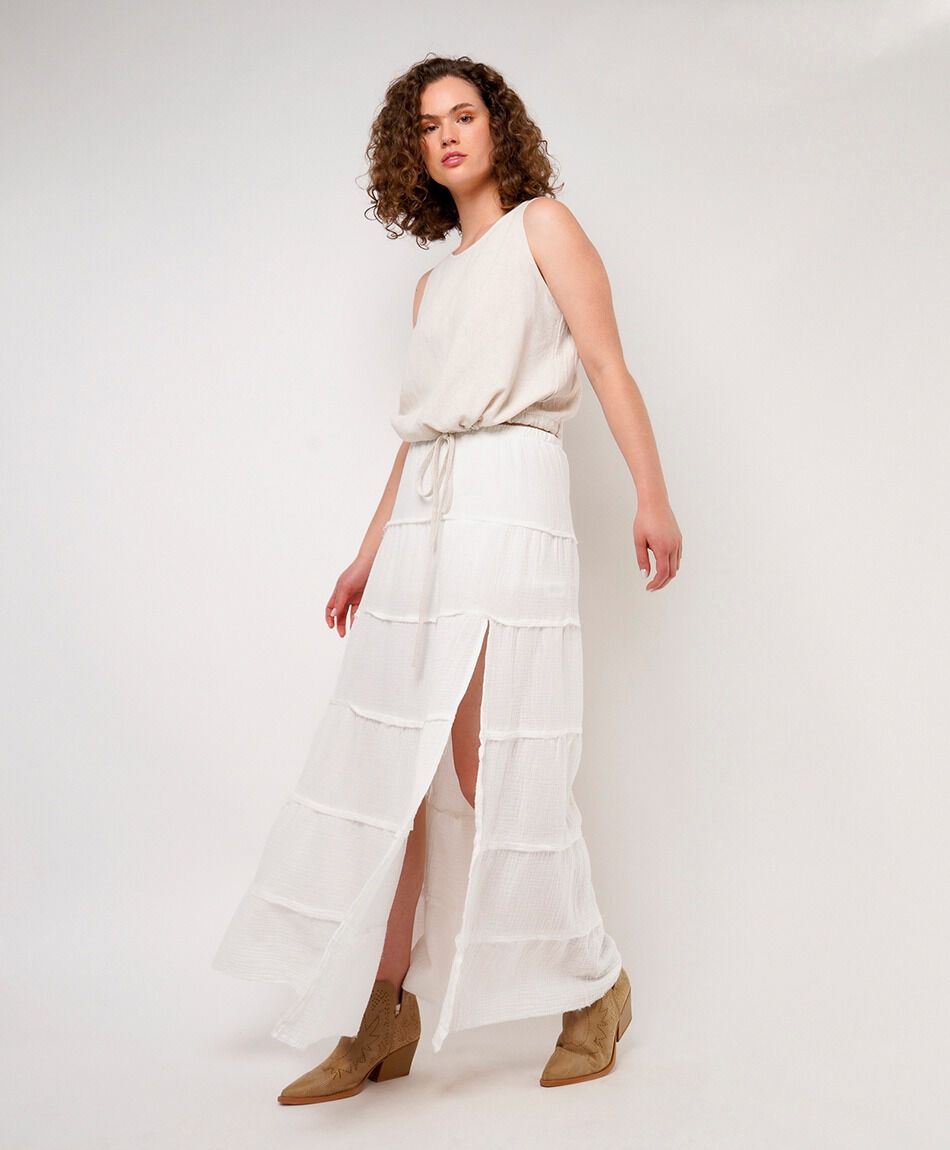 Pollera mujer abertura pierna