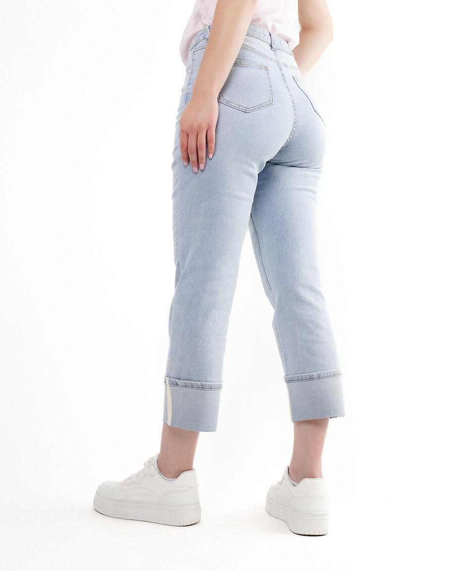 Jeans mujer detalle basta