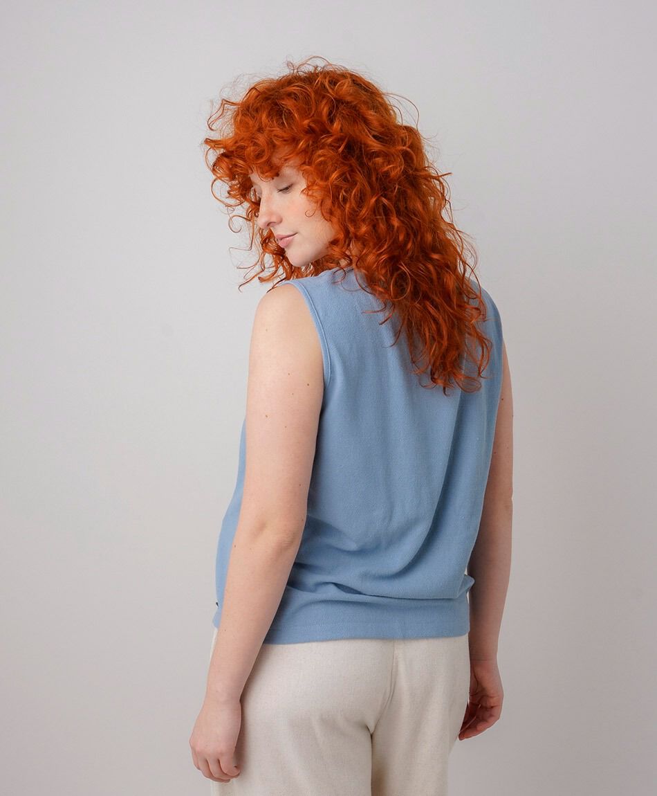 Chaleco mujer celeste lino
