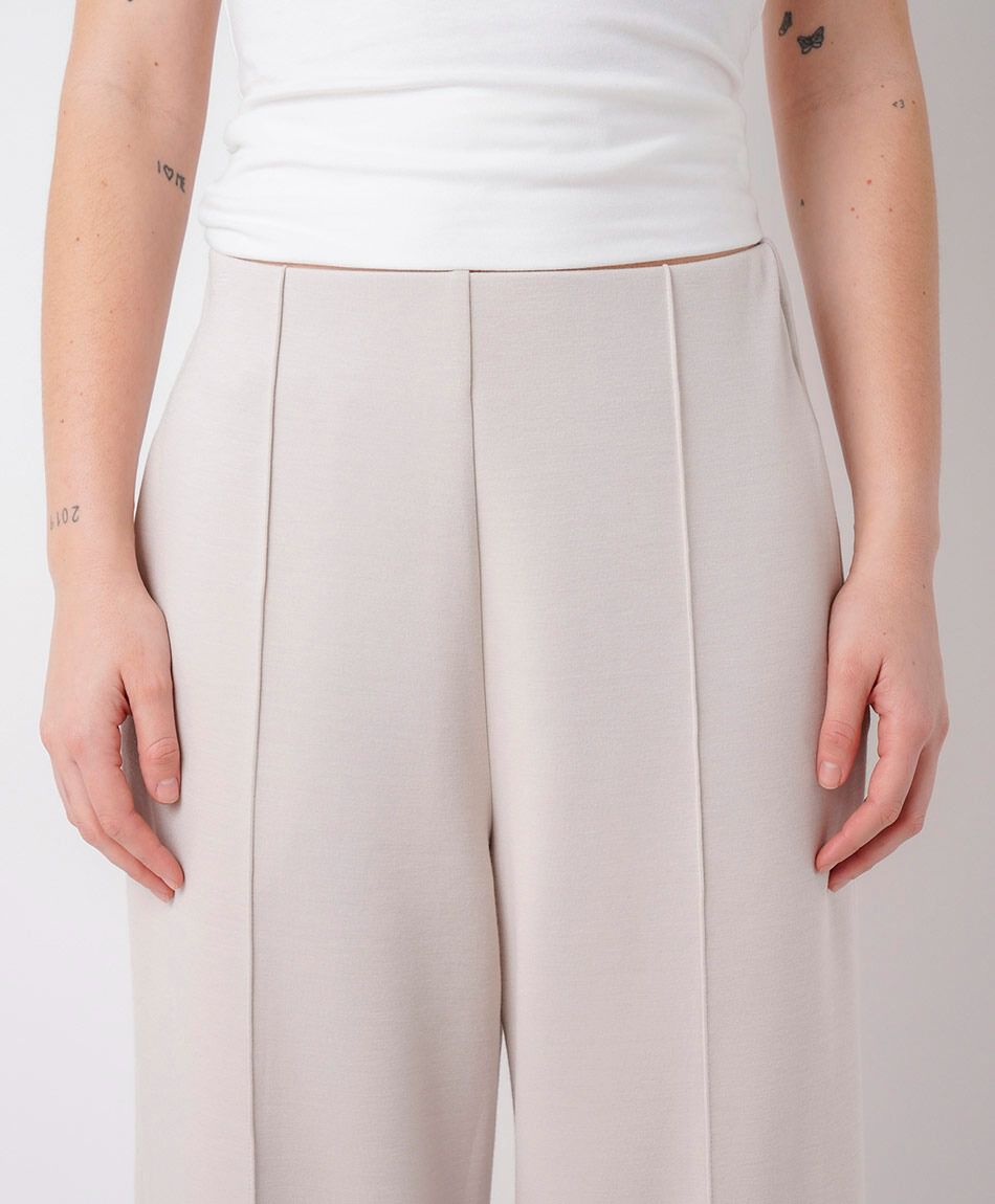 Pantal&oacute;n mujer liso costuras