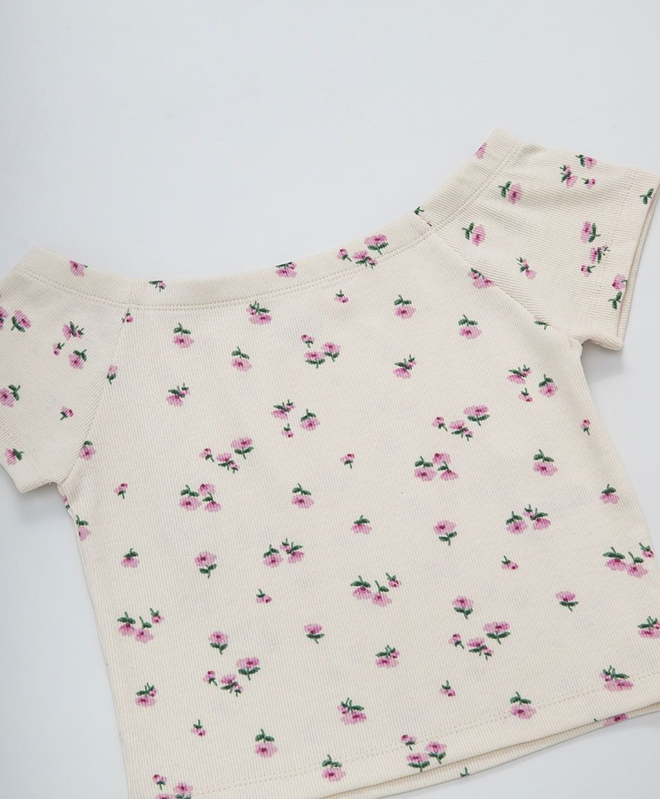 Remera ni&ntilde;a canal&eacute; florcitas