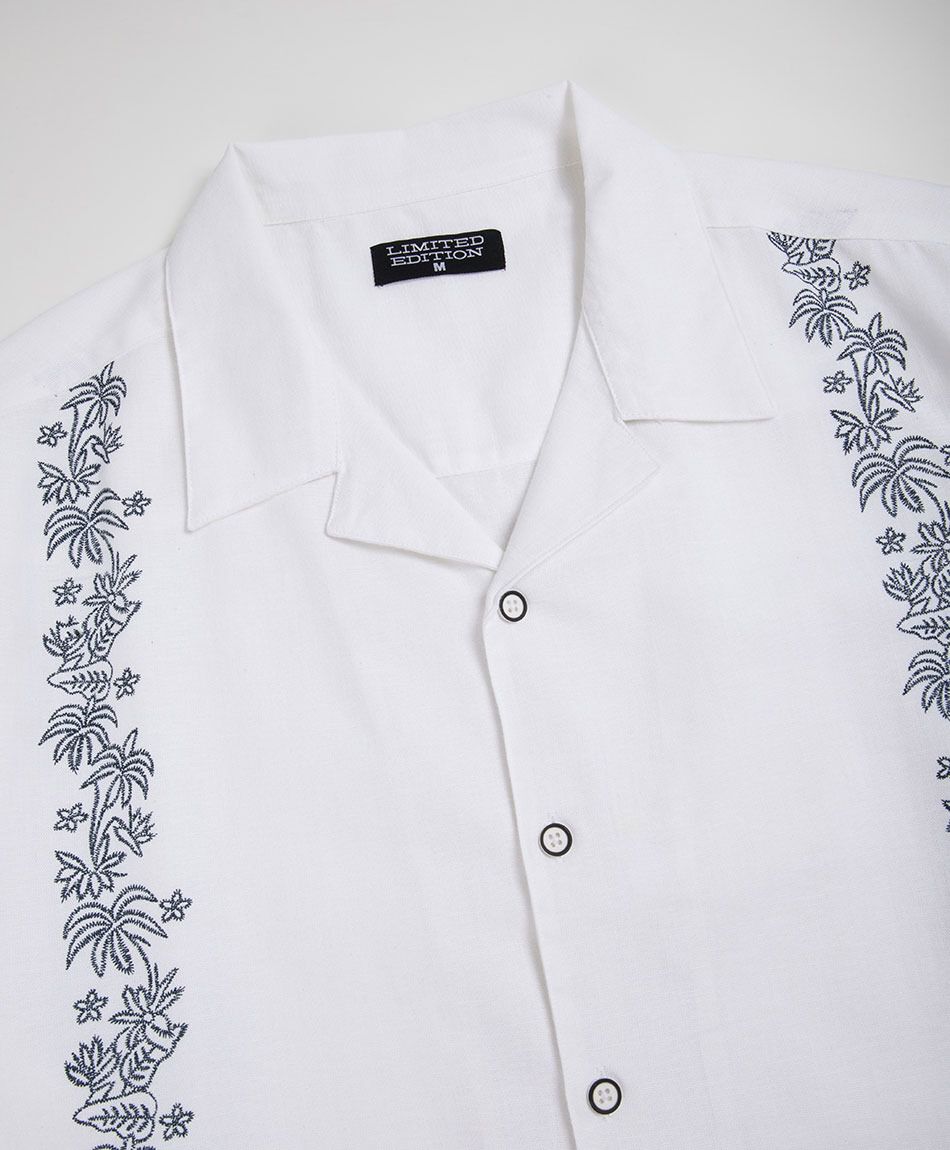 Camisa hombre bordado plantas
