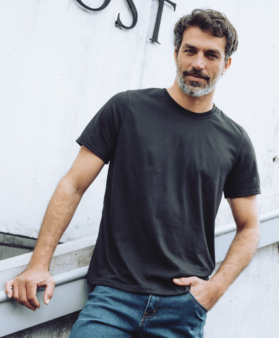 Remera hombre basica