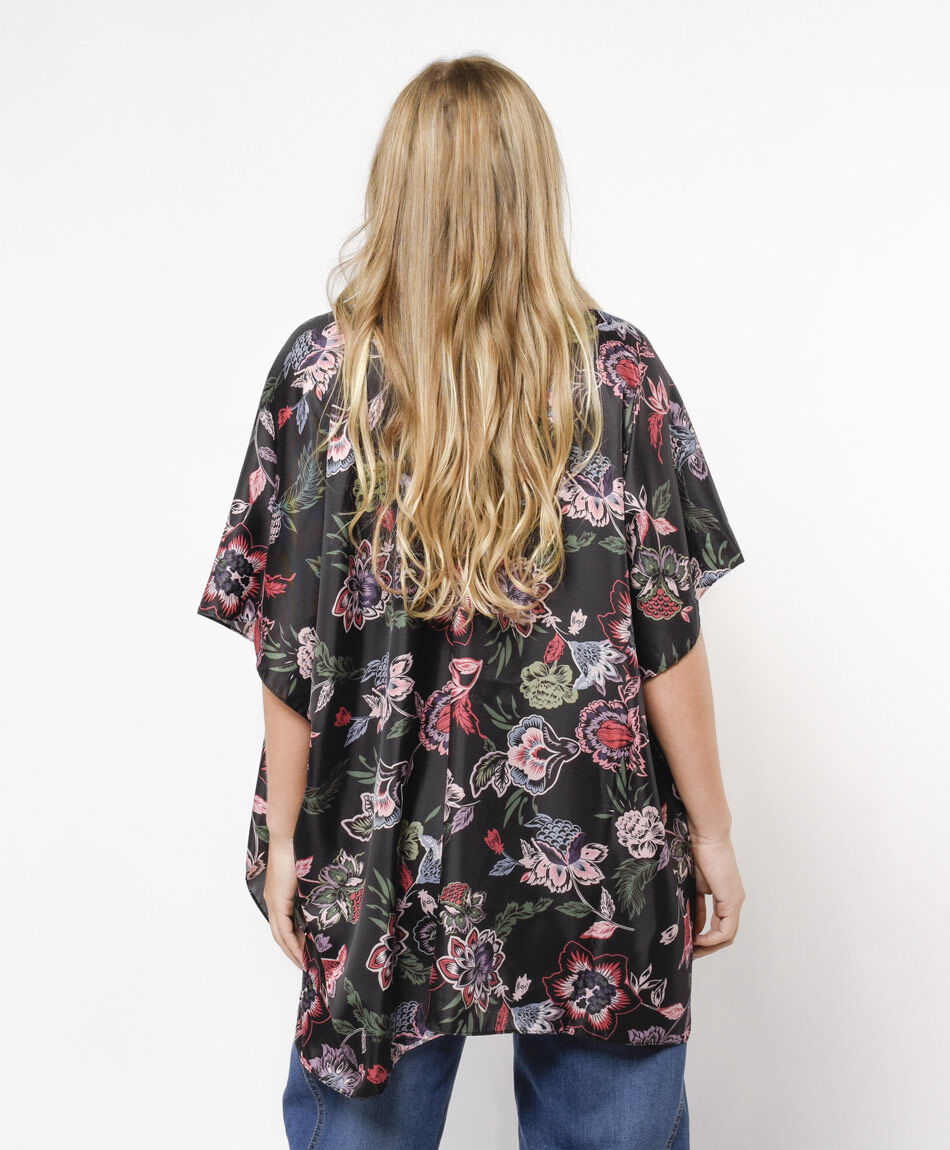 Pareo mujer floreado estilo sat&iacute;n