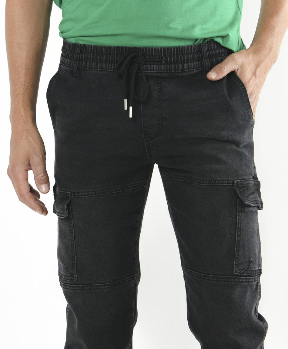 Jeans hombre jogger gris oscuro
