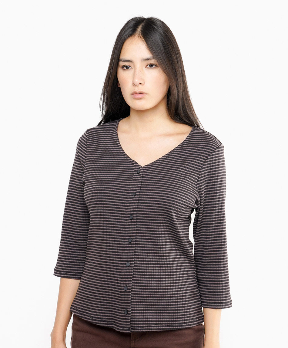 Remera mujer cuello v ligera