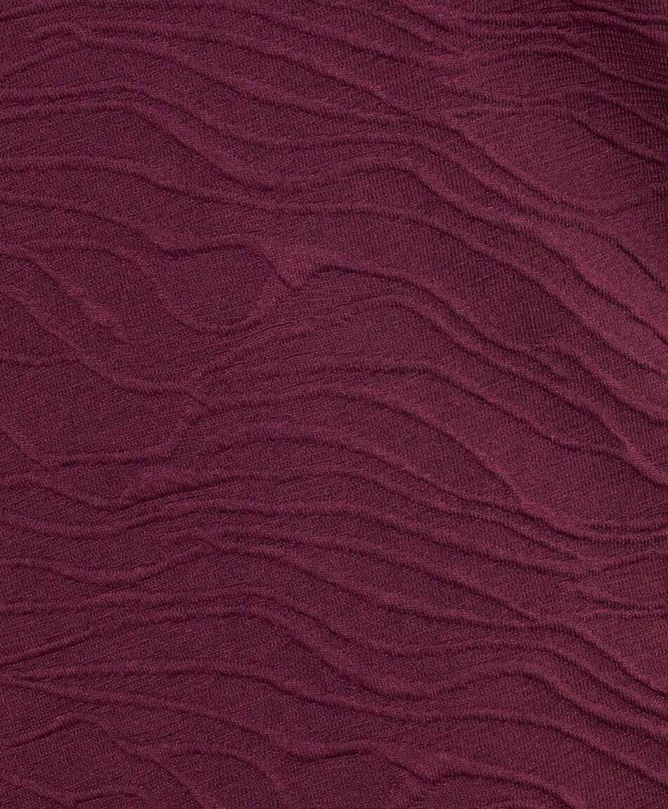 Polera mujer textura cebra burdeo