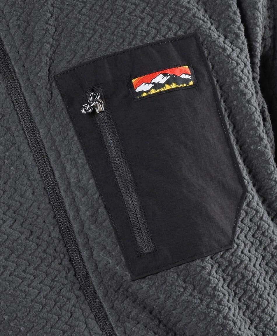 Buzo hombre outdoor textura
