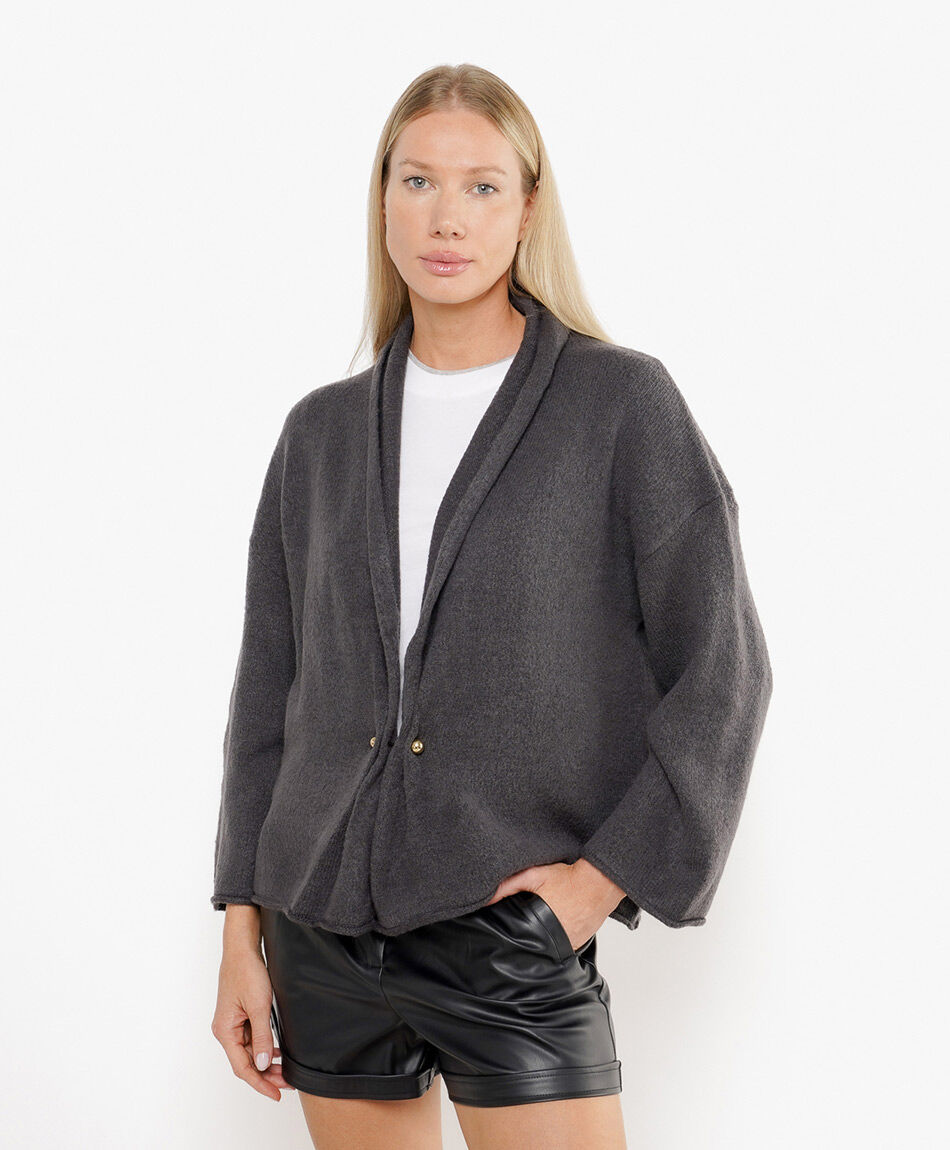 Cardigan mujer estilo capa broche