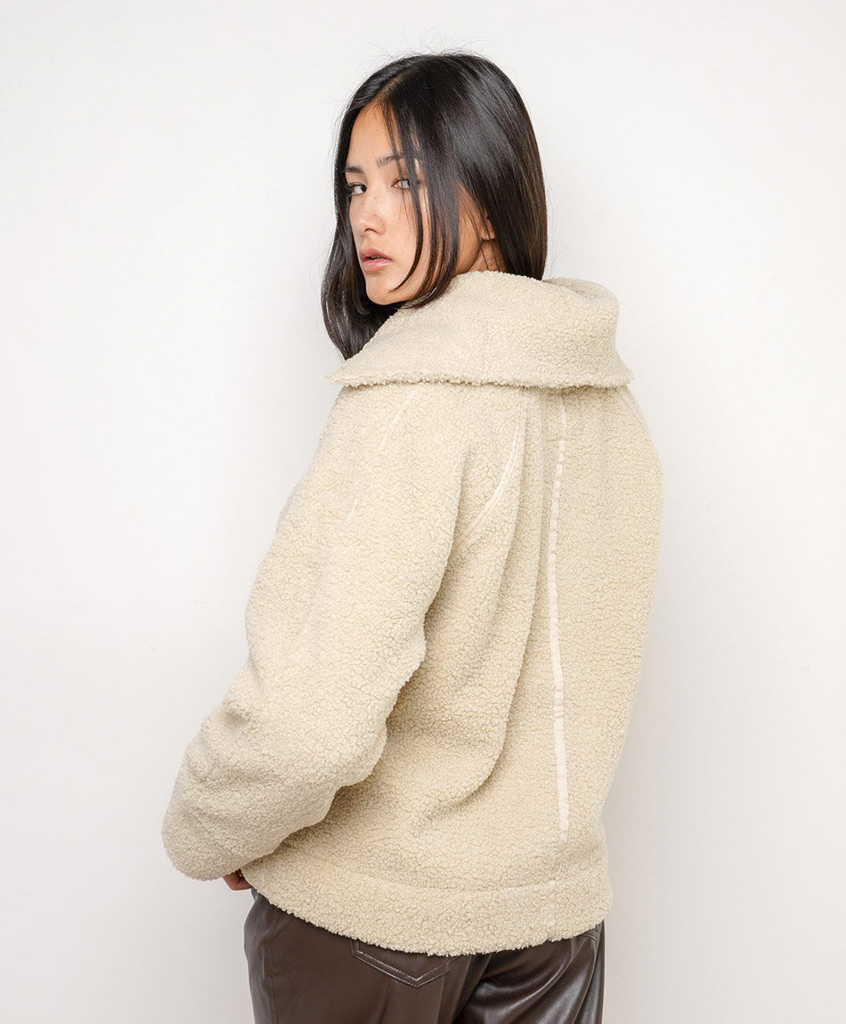 Campera mujer bolsillos frontales