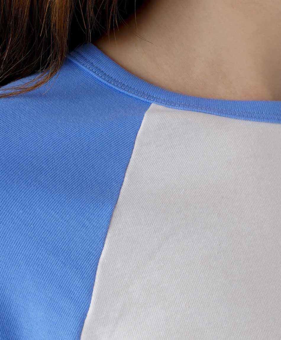 Remera mujer bicolor azul