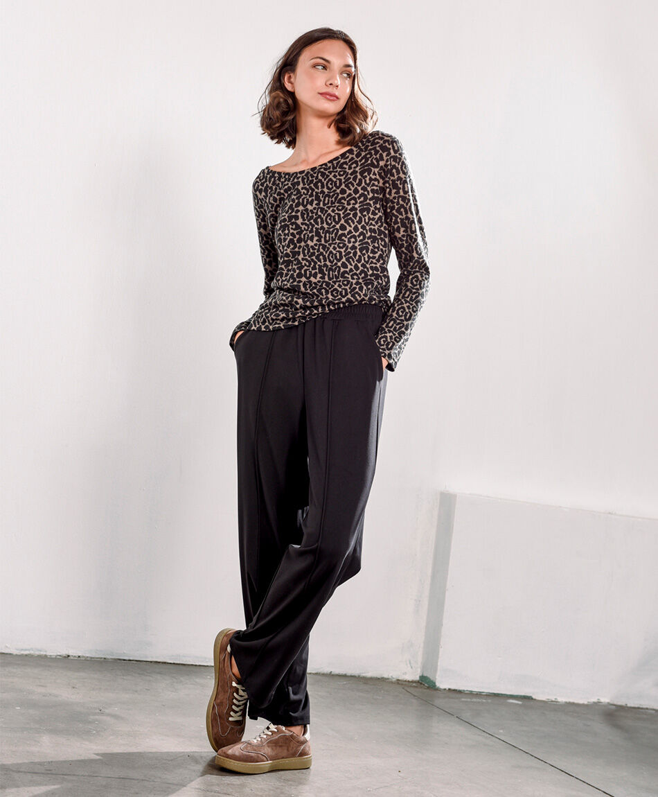 Pantal&oacute;n mujer costuras