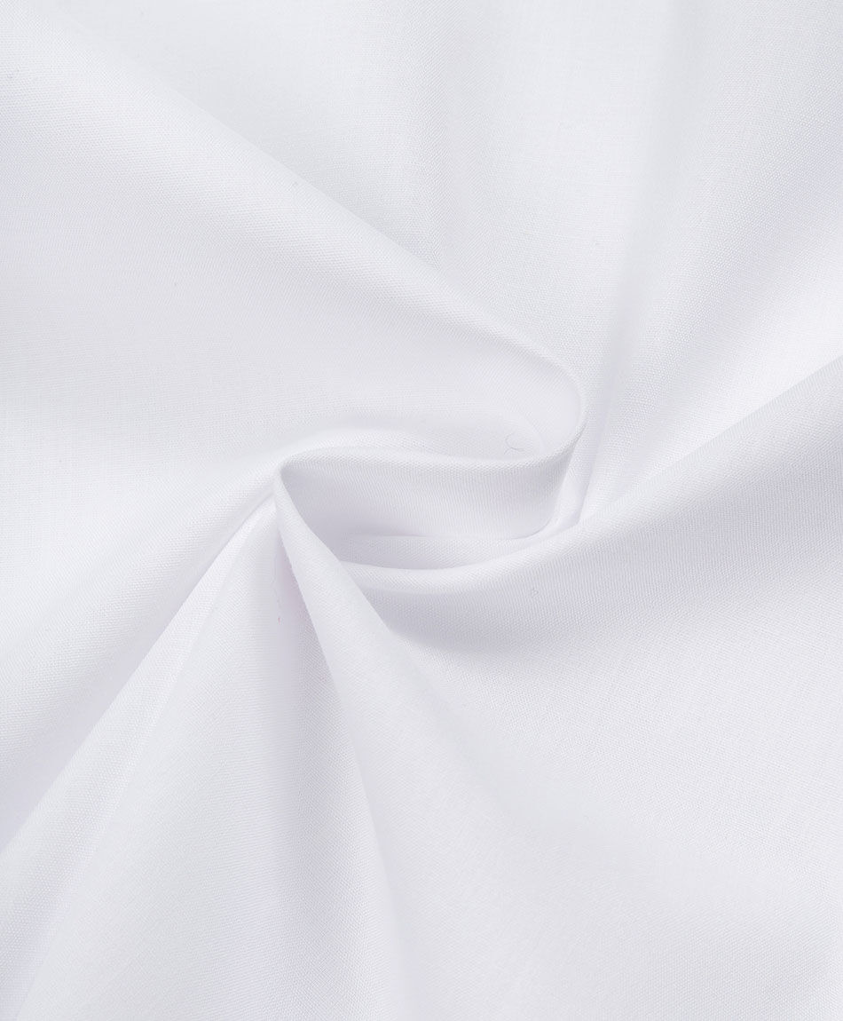 Blusa escolar estilo cl&aacute;sico