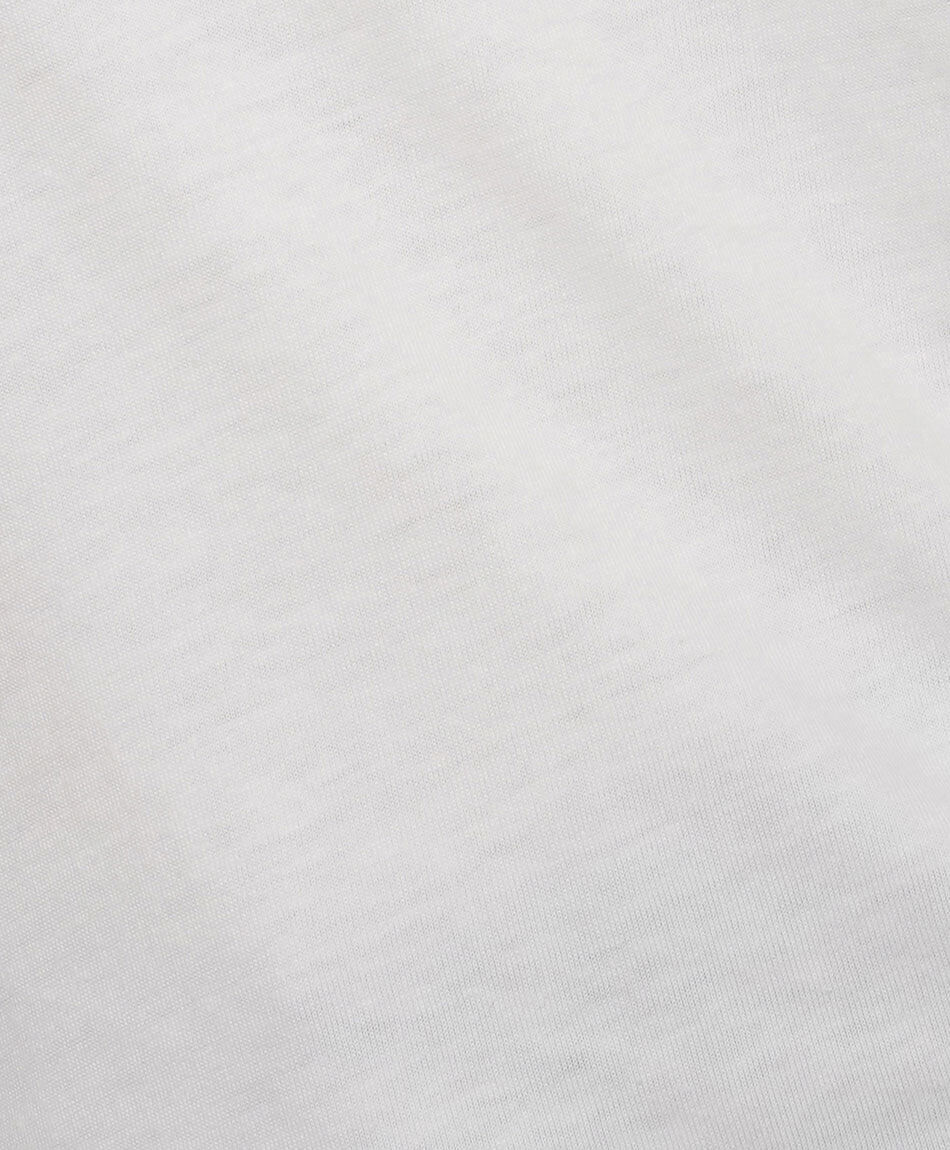 Remera mujer b&aacute;sica blanca cuello en v