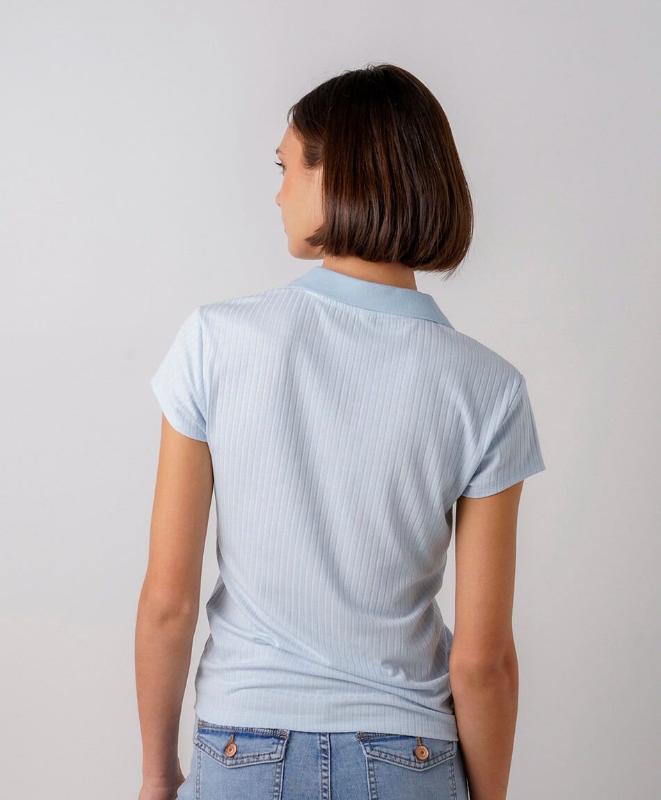 Remera mujer polo canal&eacute; celeste