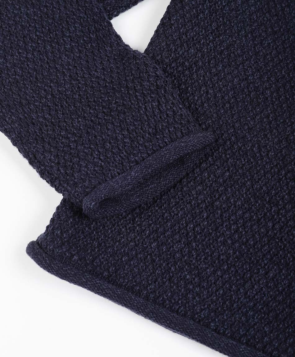 Sweater hombre terminaciones enrolladas