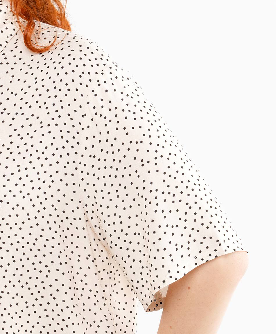 Camisa mujer dise&ntilde;o lunares