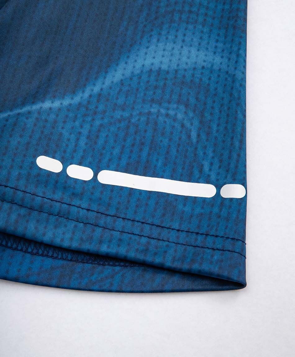 Remera deportiva hombre ondas