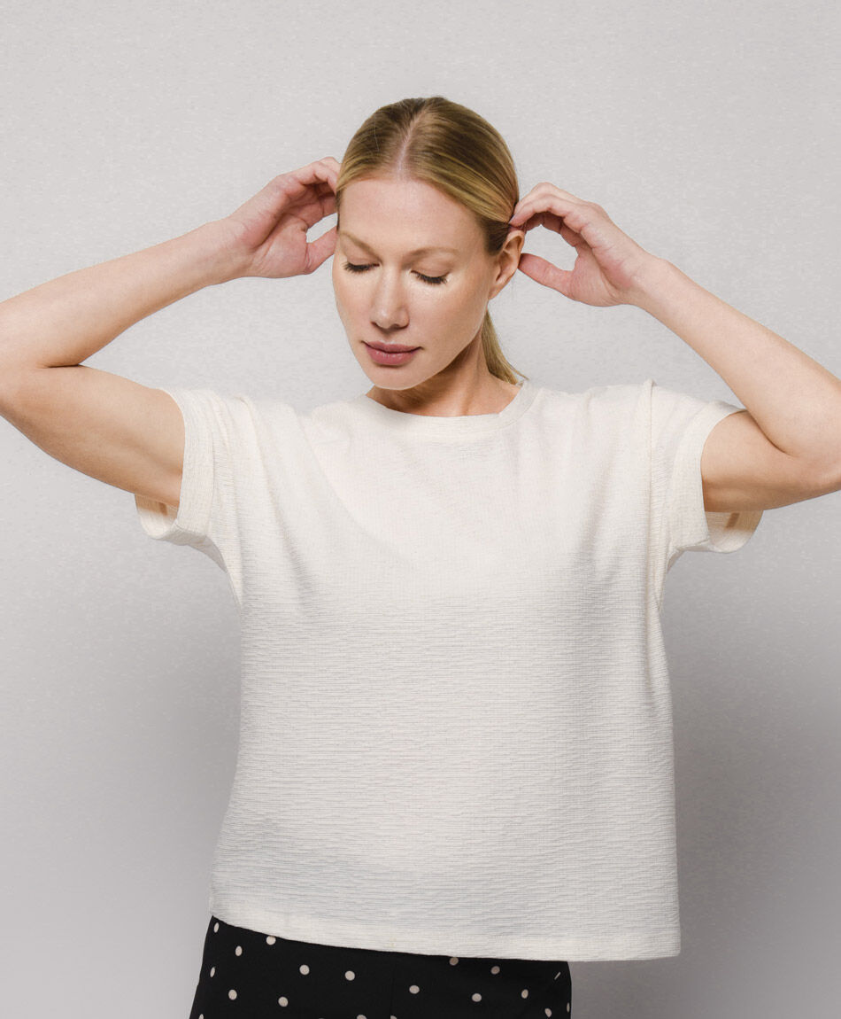 Remera mujer elasticada