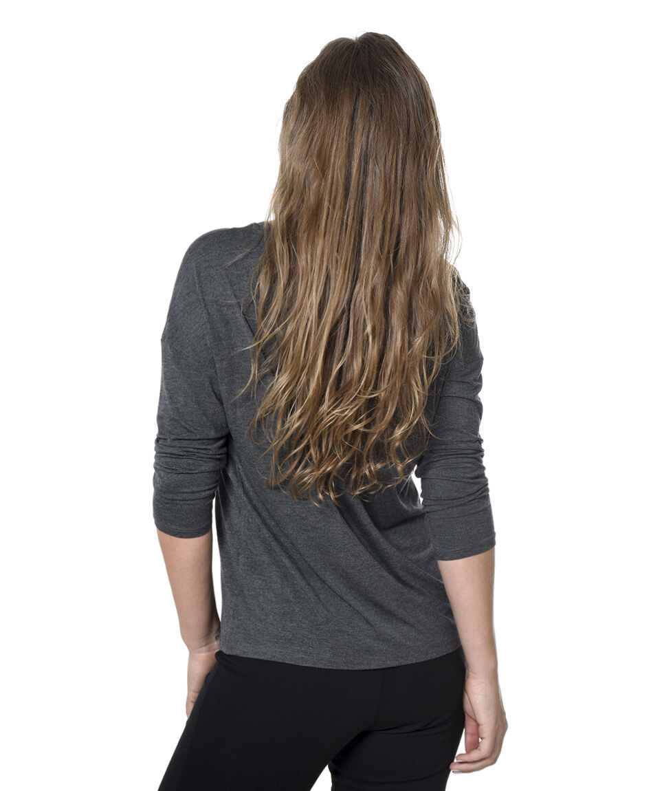 Polera cuello v