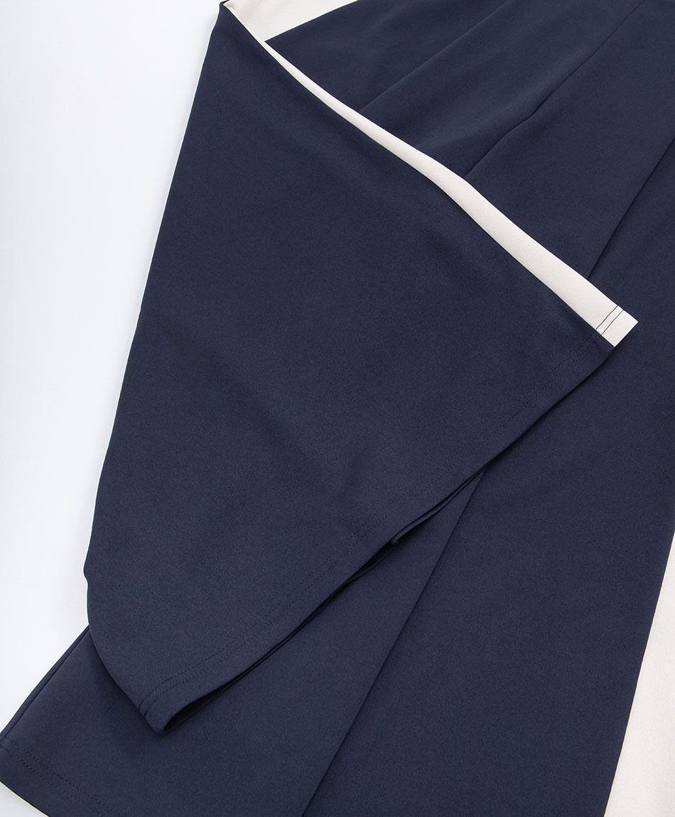 Pantal&oacute;n mujer ancho l&iacute;nea