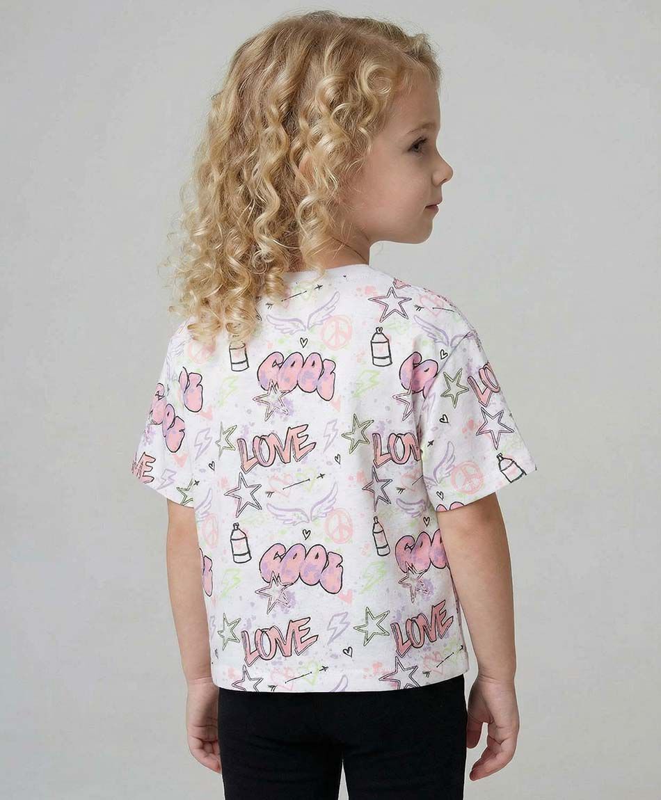 Remera ni&ntilde;a graffiti