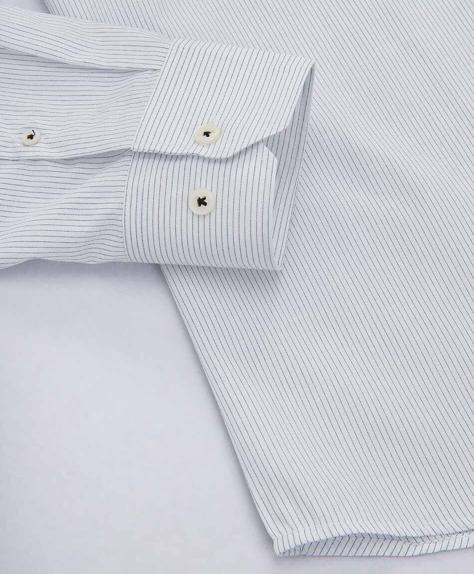 Camisa hombre l&iacute;neas finas