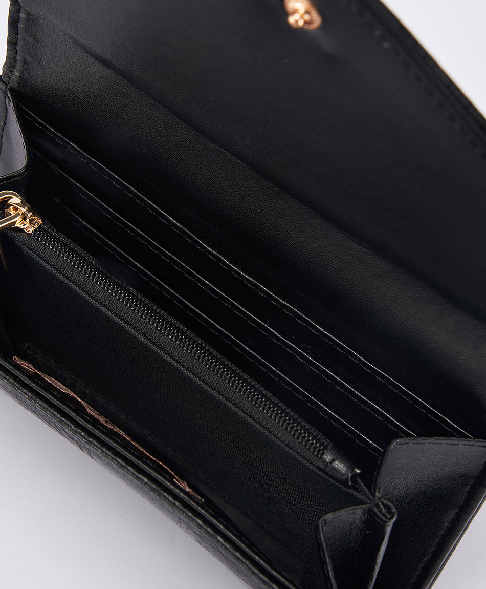 Billetera mujer sobre