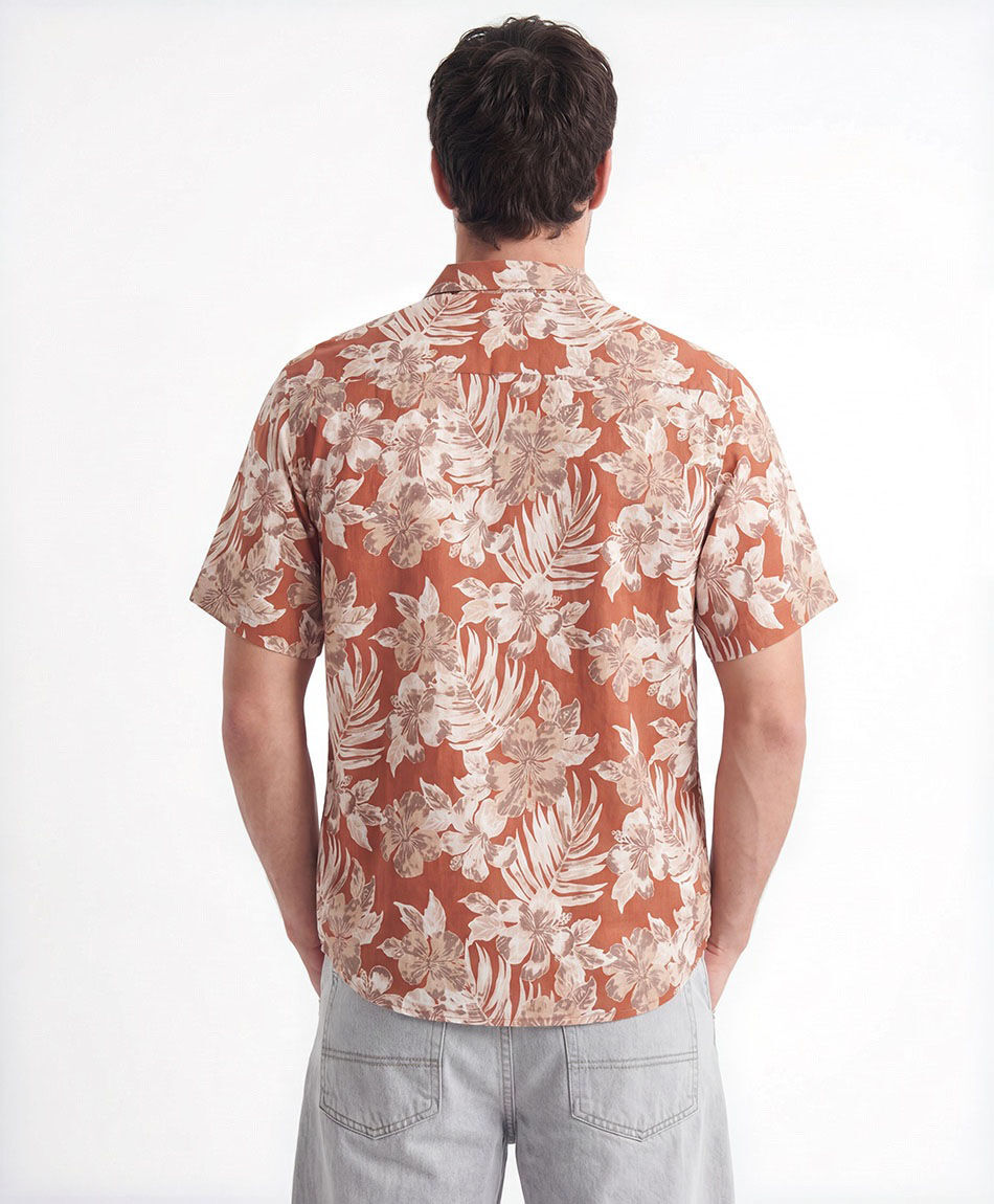 Camisa hombre hojas flores viscosa
