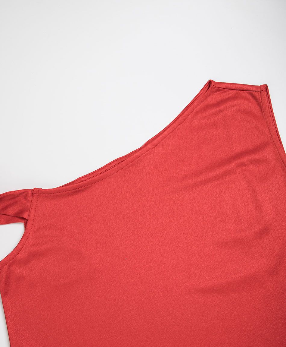 Remera mujer asimetrica lazo roja