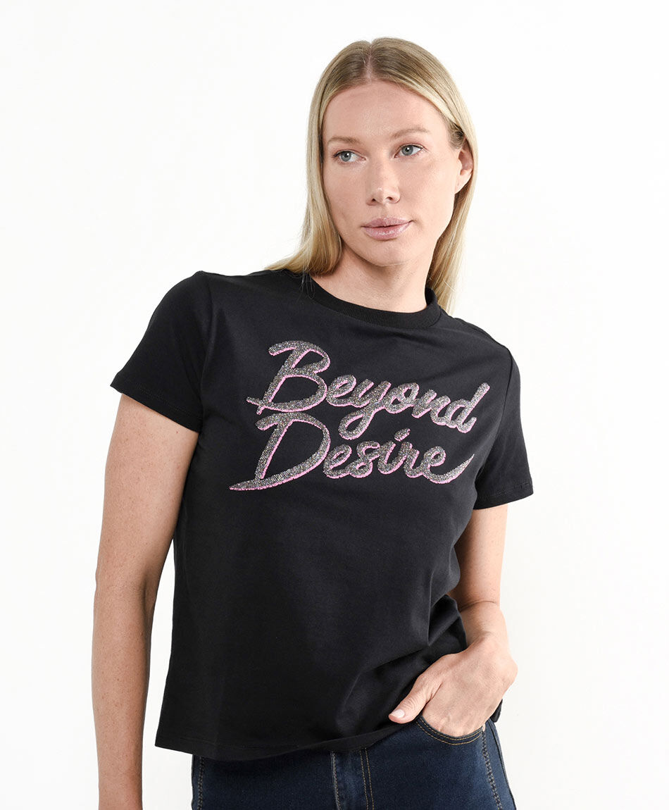 Remera mujer estampado beyond