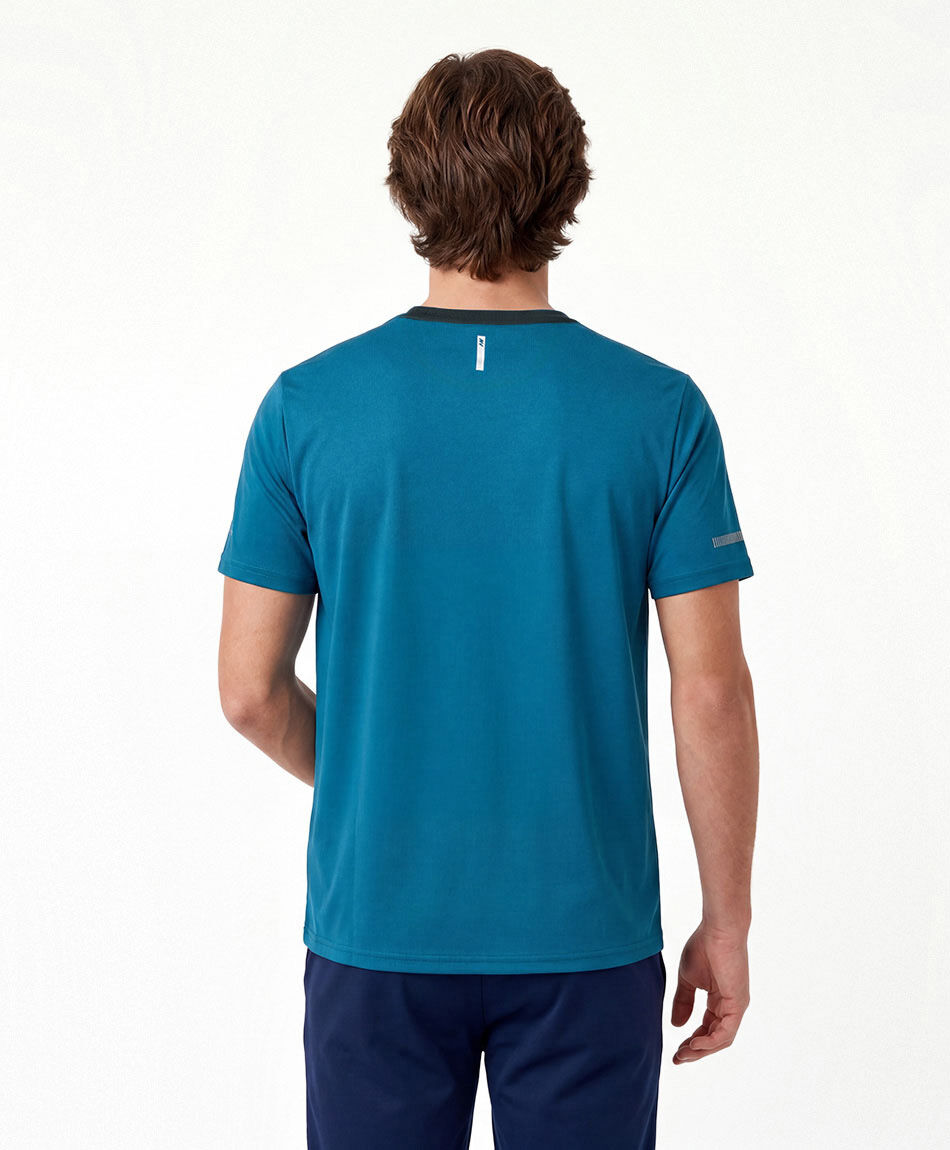 Remera deportiva hombre l&iacute;neas turquesa