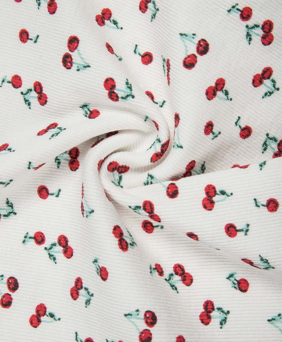 Remera ni&ntilde;a canal&eacute; cerezas
