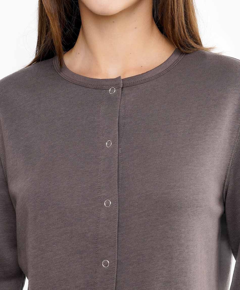 Poler&oacute;n mujer cierre broches