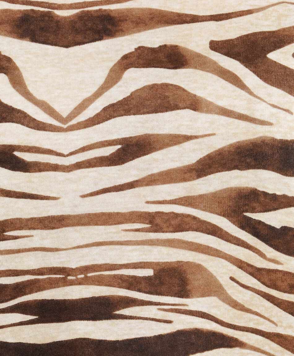 Remera mujer animal print caf&eacute;